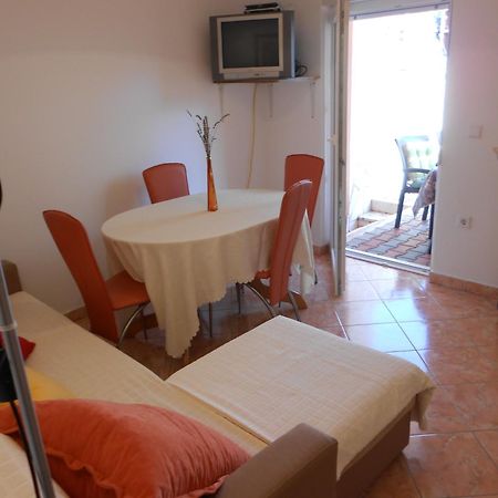 Apartments Luvi Trogir Bagian luar foto